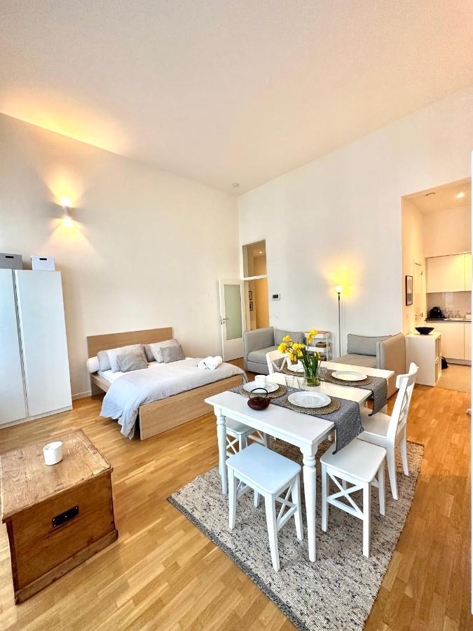 European Comission Beautiful Studio Apartment Brussel Bagian luar foto