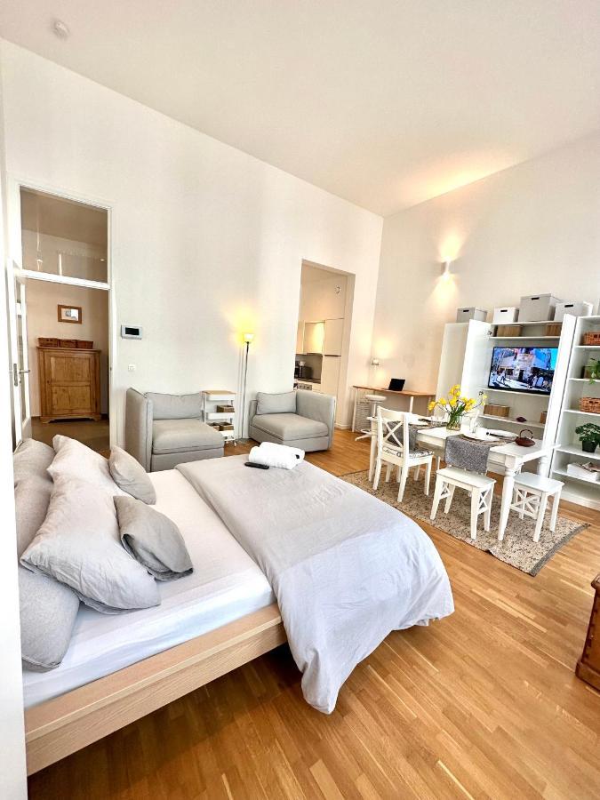 European Comission Beautiful Studio Apartment Brussel Bagian luar foto