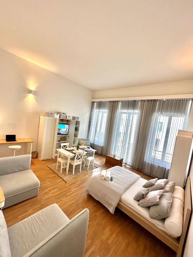 European Comission Beautiful Studio Apartment Brussel Bagian luar foto