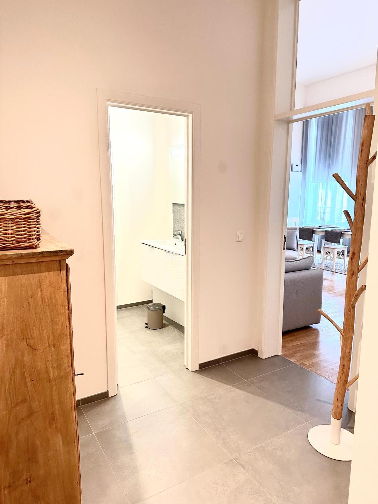 European Comission Beautiful Studio Apartment Brussel Bagian luar foto